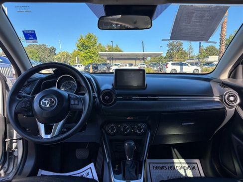 Used 2018 Toyota Yaris iA FWD image 13