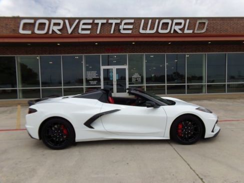 Used 2024 Chevrolet Corvette Stingray Premium Conv w/ Z51 Performance Package RWD image 5