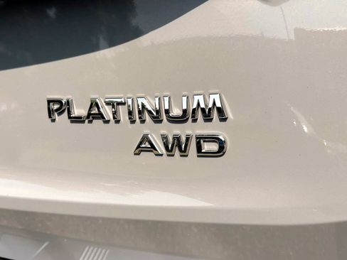 Certified 2023 Nissan Rogue Platinum w/ Platinum Premium Package AWD/4WD image 12