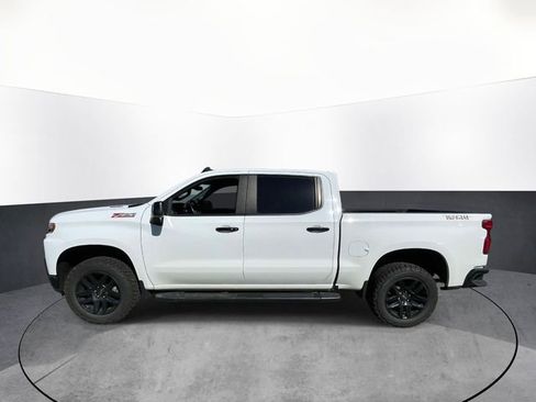 Used 2022 Chevrolet Silverado 1500 LT Trail Boss w/ LPO, Dark Essentials Package AWD/4WD image 4
