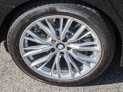 Certified 2023 BMW 330i Sedan w/ Driving Assistance Package image 8