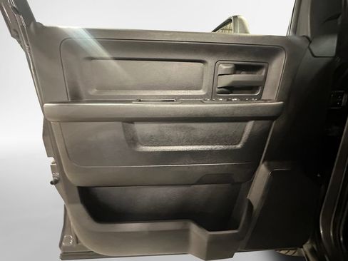 Used 2024 RAM 3500 Tradesman w/ Towing Technology Group AWD/4WD image 15