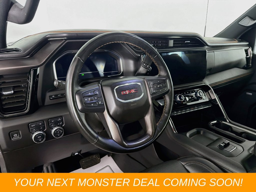 Used 2025 GMC Sierra 2500 AT4 w/ Technology Package AWD/4WD image 9