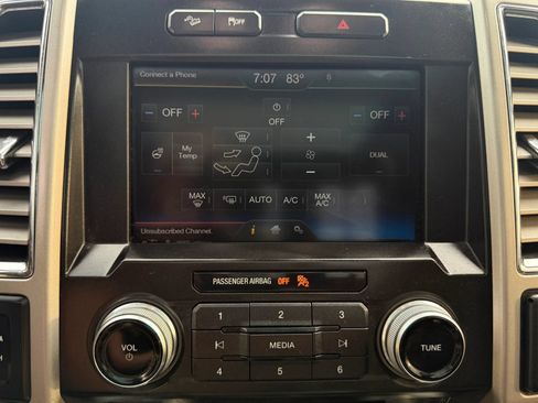 Used 2015 Ford F150 King Ranch w/ Equipment Group 601A Luxury AWD/4WD image 62