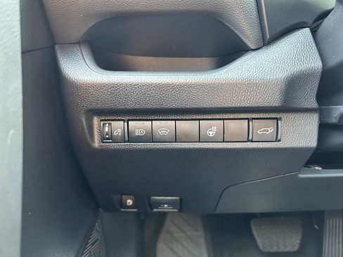 Used 2023 Toyota RAV4 XLE Premium AWD/4WD image 19