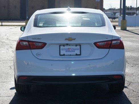 Used 2024 Chevrolet Malibu LT image 3