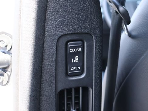 Used 2024 Honda Odyssey EX-L image 26
