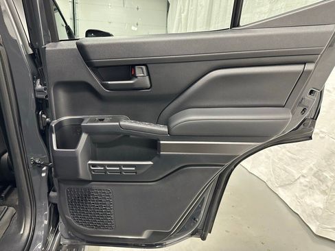 Used 2025 Toyota 4Runner SR5 image 52