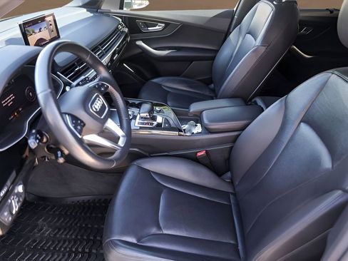 Used 2018 Audi Q7 3.0T Prestige w/ Prestige Package image 9