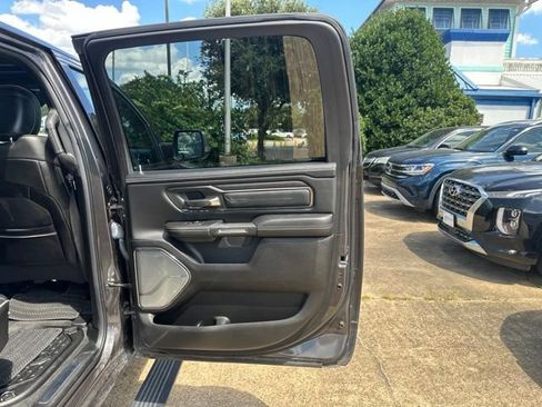 Used 2019 RAM 1500 Limited AWD/4WD image 29