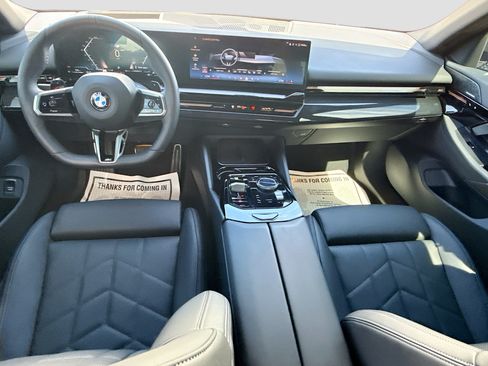 Used 2025 BMW 530i w/ M Sport Package RWD image 16