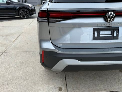 New 2026 Volkswagen Tiguan SE AWD/4WD image 15
