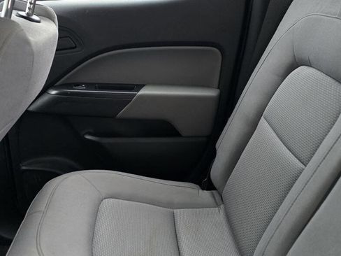 Used 2016 GMC Canyon 2WD Crew Cab w/ Convenience Package image 16