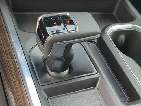 Used 2024 Chevrolet Silverado 1500 LT Trail Boss w/ Convenience Package II image 32