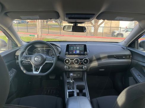 Used 2025 Nissan Sentra SV FWD image 36