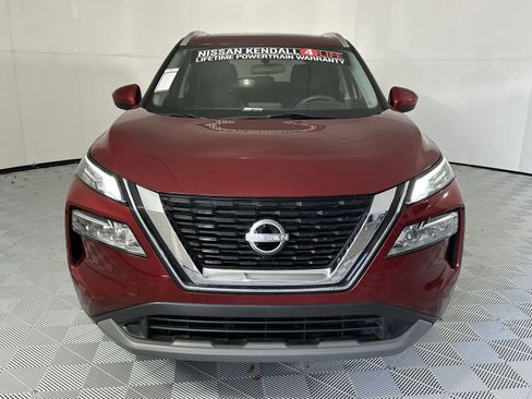 Used 2023 Nissan Rogue SV w/ SV Premium B Package image 3