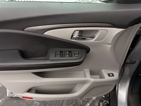 Used 2019 Honda Ridgeline RTL-T image 24