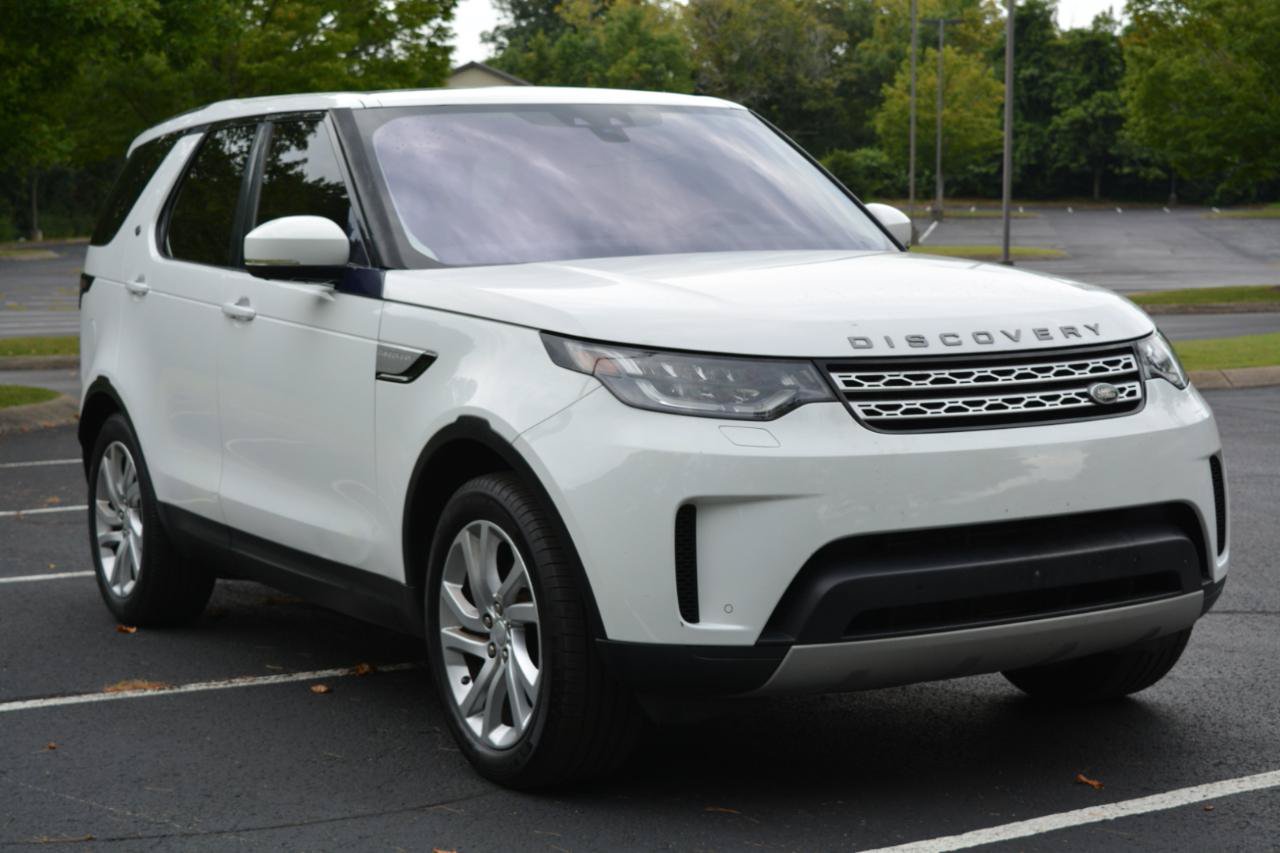 Used 2018 Land Rover Discovery HSE AWD/4WD image 3