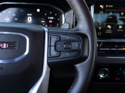 Used 2023 GMC Sierra 1500 SLT image 29