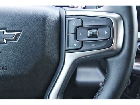 Used 2026 Chevrolet Silverado 1500 LT Trail Boss w/ LT Trail Boss Premium Package AWD/4WD image 17