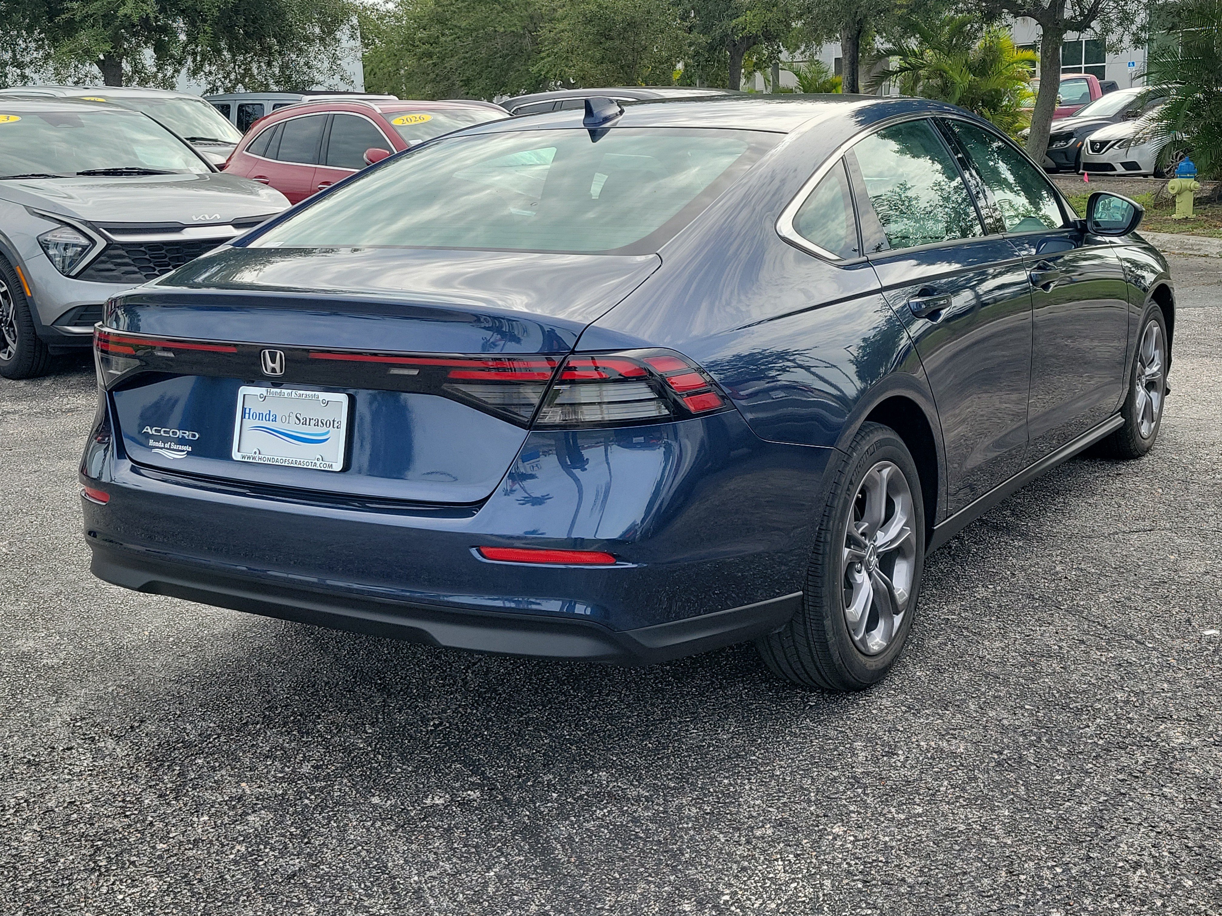 Used 2024 Honda Accord EX image 7