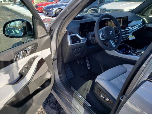 New 2026 BMW X5 xDrive40i w/ M Sport Package image 6