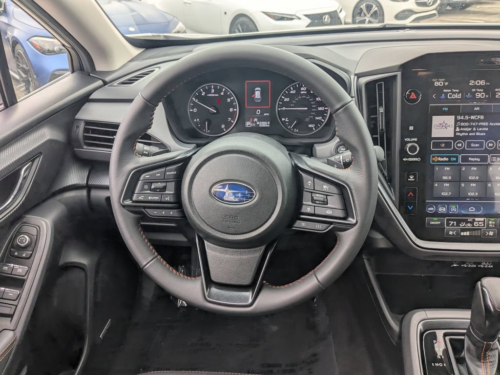 Used 2025 Subaru Crosstrek 2.5i Limited AWD/4WD image 3