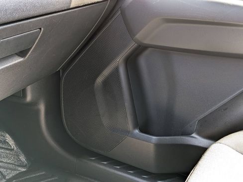 Used 2023 Chevrolet Colorado W/T RWD image 12