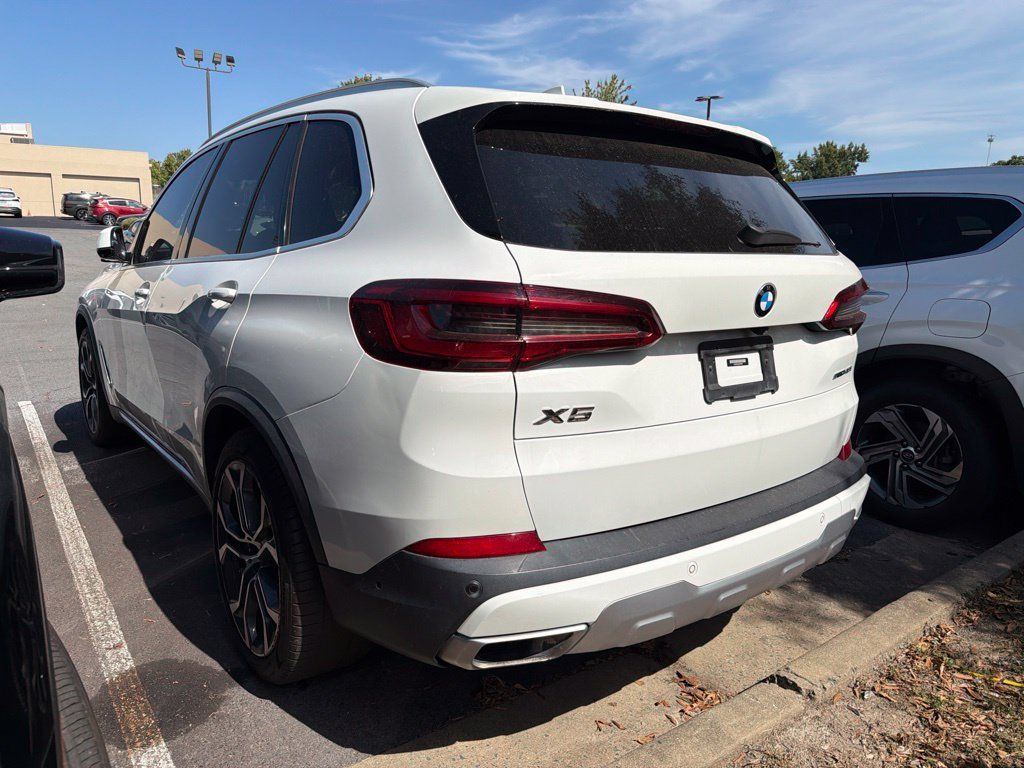 Used 2020 BMW X5 sDrive40i w/ Convenience Package RWD image 4