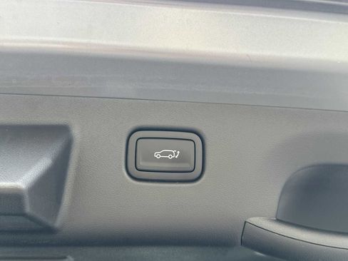New 2026 Hyundai Kona Limited FWD image 24