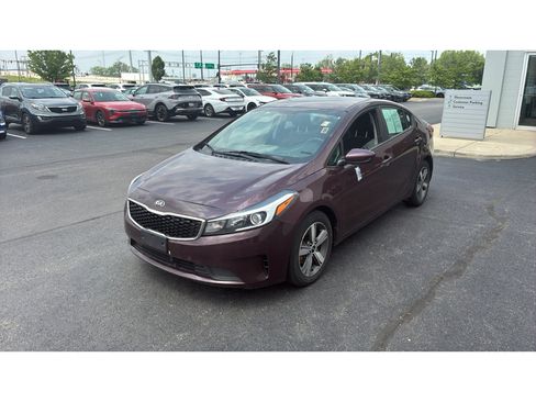 Used 2018 Kia Forte LX w/ LX Popular Package FWD image 2