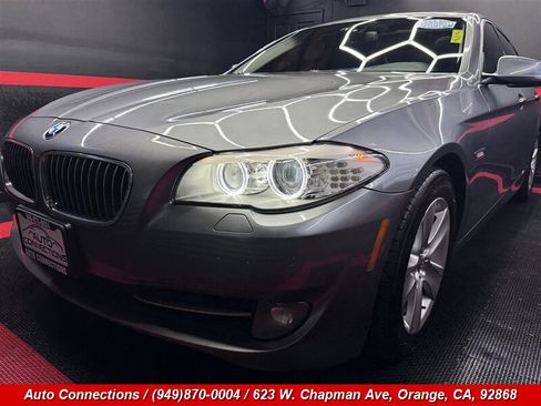 Used 2013 BMW 528i Sedan RWD image 32