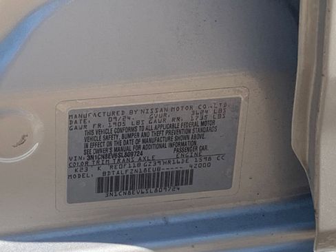 Used 2025 Nissan Versa SV image 10