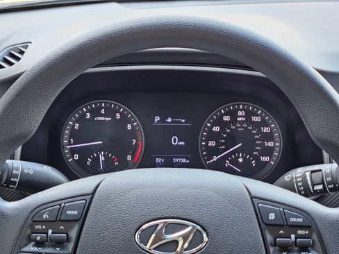 Used 2020 Hyundai Tucson Value FWD image 16