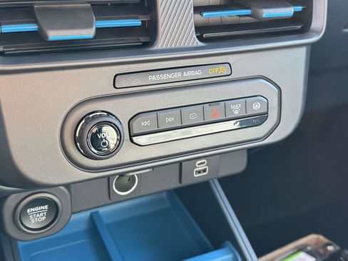 New 2026 Ford Maverick XLT image 28