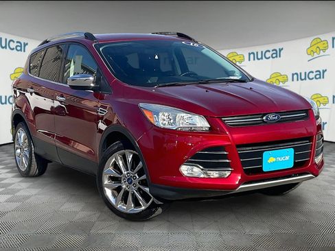 Used 2016 Ford Escape SE w/ SE Chrome Package image 1