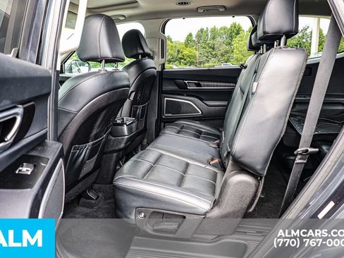 Used 2024 Kia Telluride EX FWD image 19