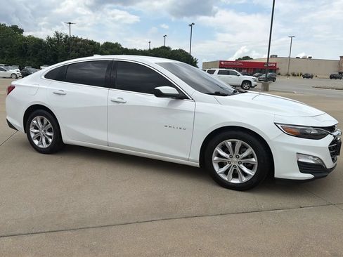 Used 2020 Chevrolet Malibu LT FWD image 20