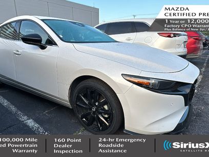 Used 2025 MAZDA MAZDA3 Hatchback w/Premium Plus Pkg