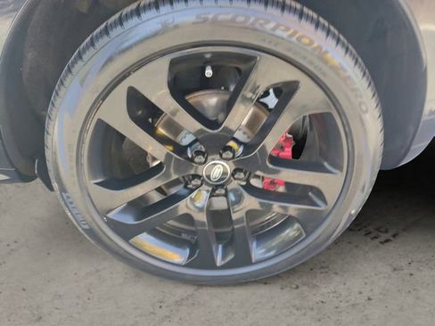 Used 2023 Land Rover Range Rover Evoque HST image 14