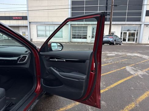 Certified 2024 Kia Seltos X-Line image 33