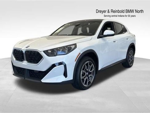 Used 2025 BMW X2 xDrive28i w/ Convenience Package AWD/4WD image 1