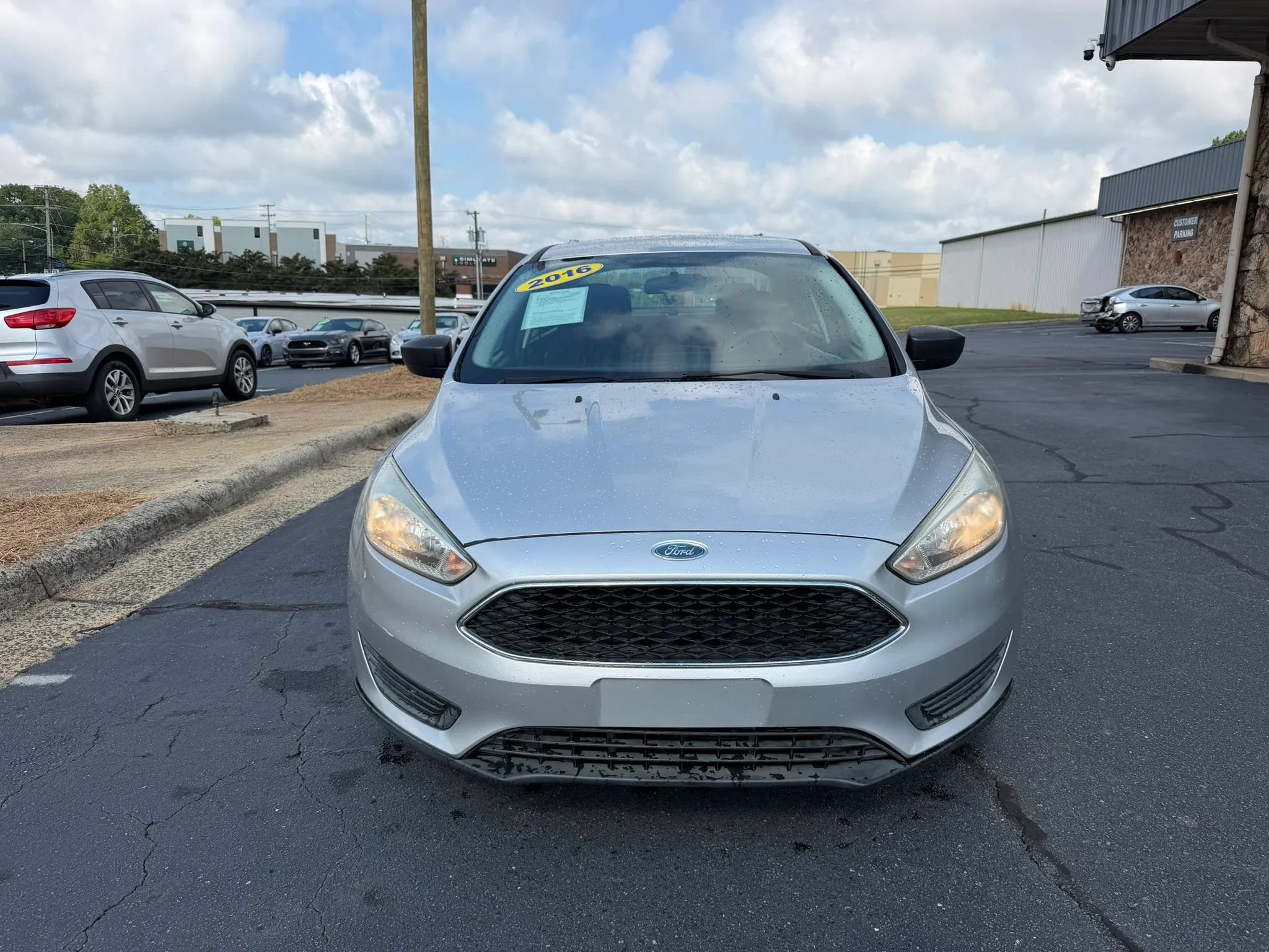 Used 2016 Ford Focus S FWD image 2