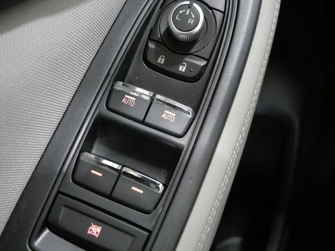 Used 2019 Subaru Forester Premium AWD/4WD image 14