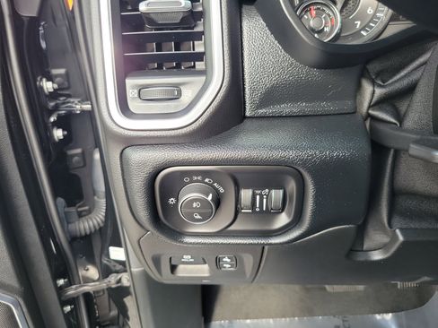 Used 2021 RAM 1500 Laramie RWD image 22