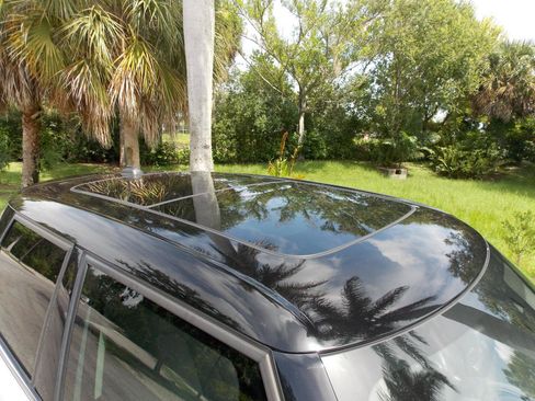 Used 2021 MINI Cooper S w/ Signature Upholstery Package FWD image 18