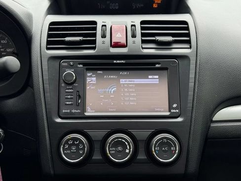 Used 2014 Subaru Crosstrek 2.0i Limited AWD/4WD image 4