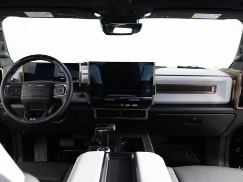 Used 2025 GMC Hummer EV 2X AWD/4WD image 32