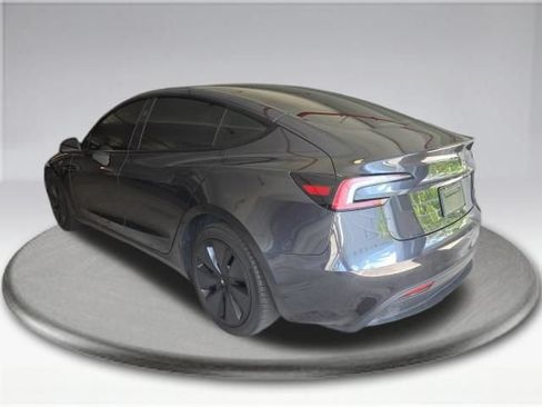 Used 2025 Tesla Model 3 Long Range RWD image 9