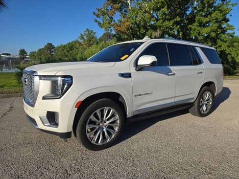 Used 2022 GMC Yukon Denali AWD/4WD image 1